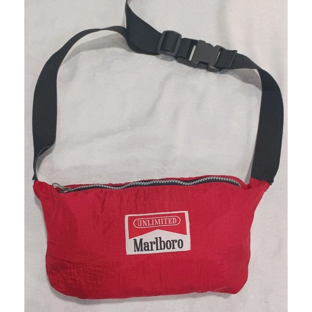 VINTAGE MARLBORO UNLIMITED RED HOODED PACKABLE WINDBREAKER JACKET SIZE LG